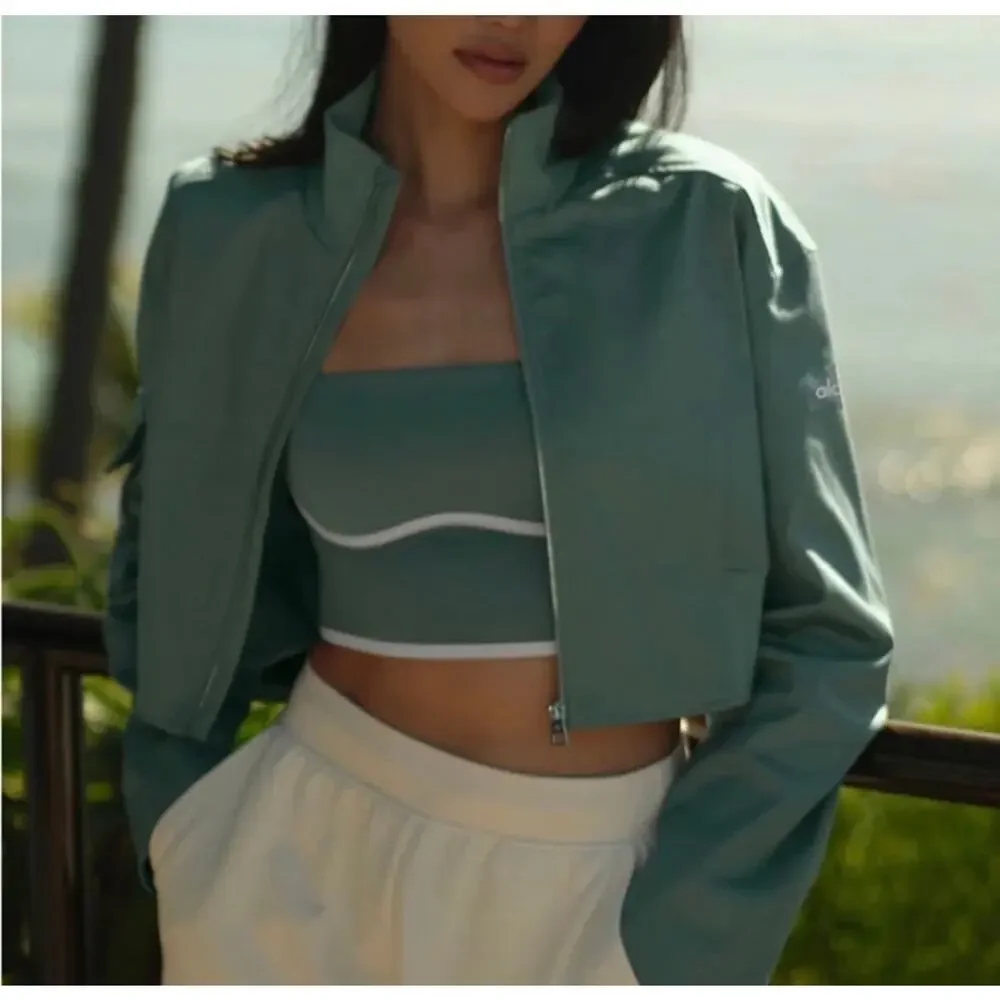LIKE NEW Alo Yoga Night Out Cargo Jacket Coat Cropped Botanical Green